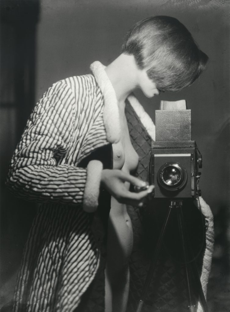 Autorretrato, Marianne Breslauer. Fotografías 1927-1938. Museu Nacional d'Art de Catalunya